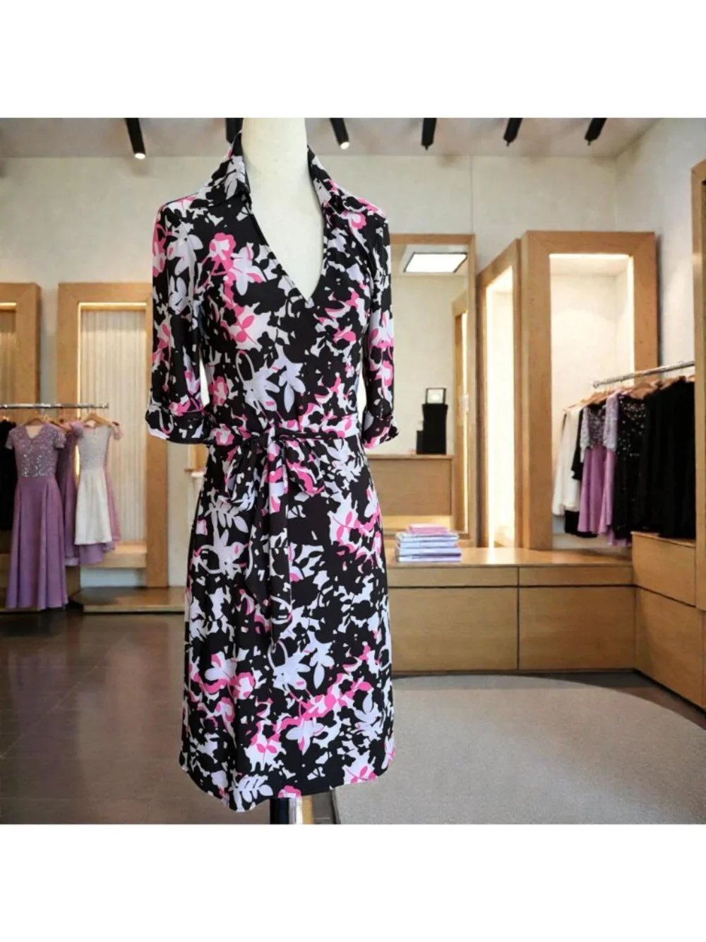 Diane Von Furstenberg Silk Jersey Wrap Dress Black Pink Abstract Stretch Size 2 - Picture 3 of 7